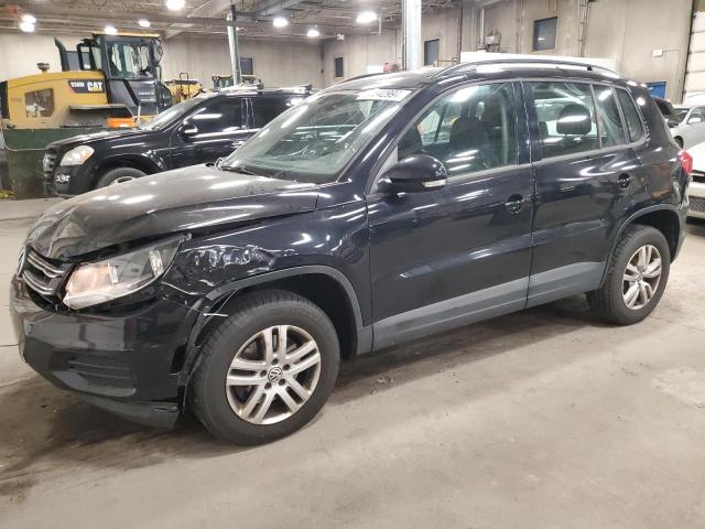 2017 VOLKSWAGEN TIGUAN VIN: WVGBV7AX1HK025192