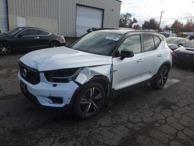 2021 VOLVO XC40 T5 R- VIN: YV4162UM6M2547969