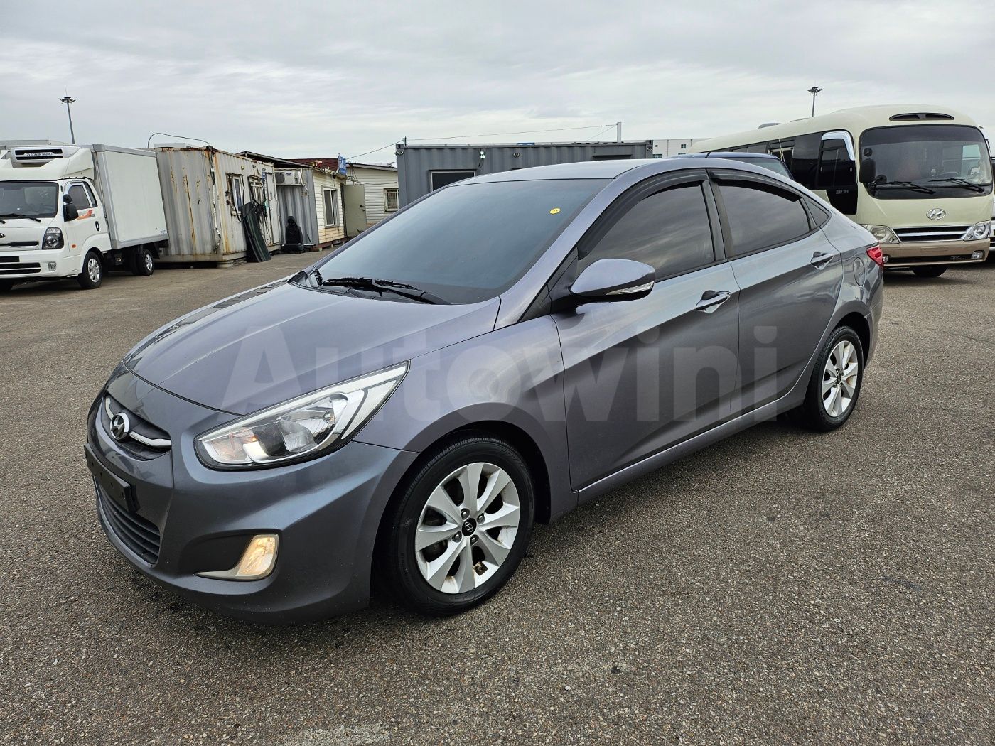 2016 HYUNDAI ACCENT VIN: KMHCT41UGGU071052
