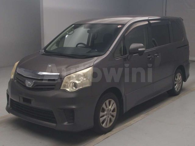 2012 TOYOTA NOAH VIN: ZRR70-0517166