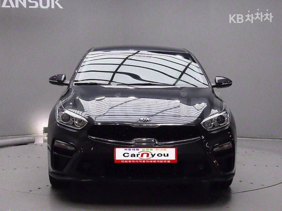 2019 KIA K3 VIN: KNAF241BEKA849157
