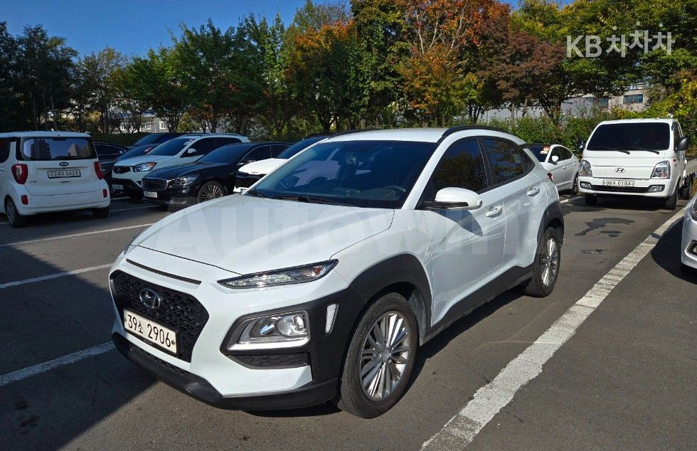 2018 HYUNDAI KONA VIN: KMHK4815HJU009735