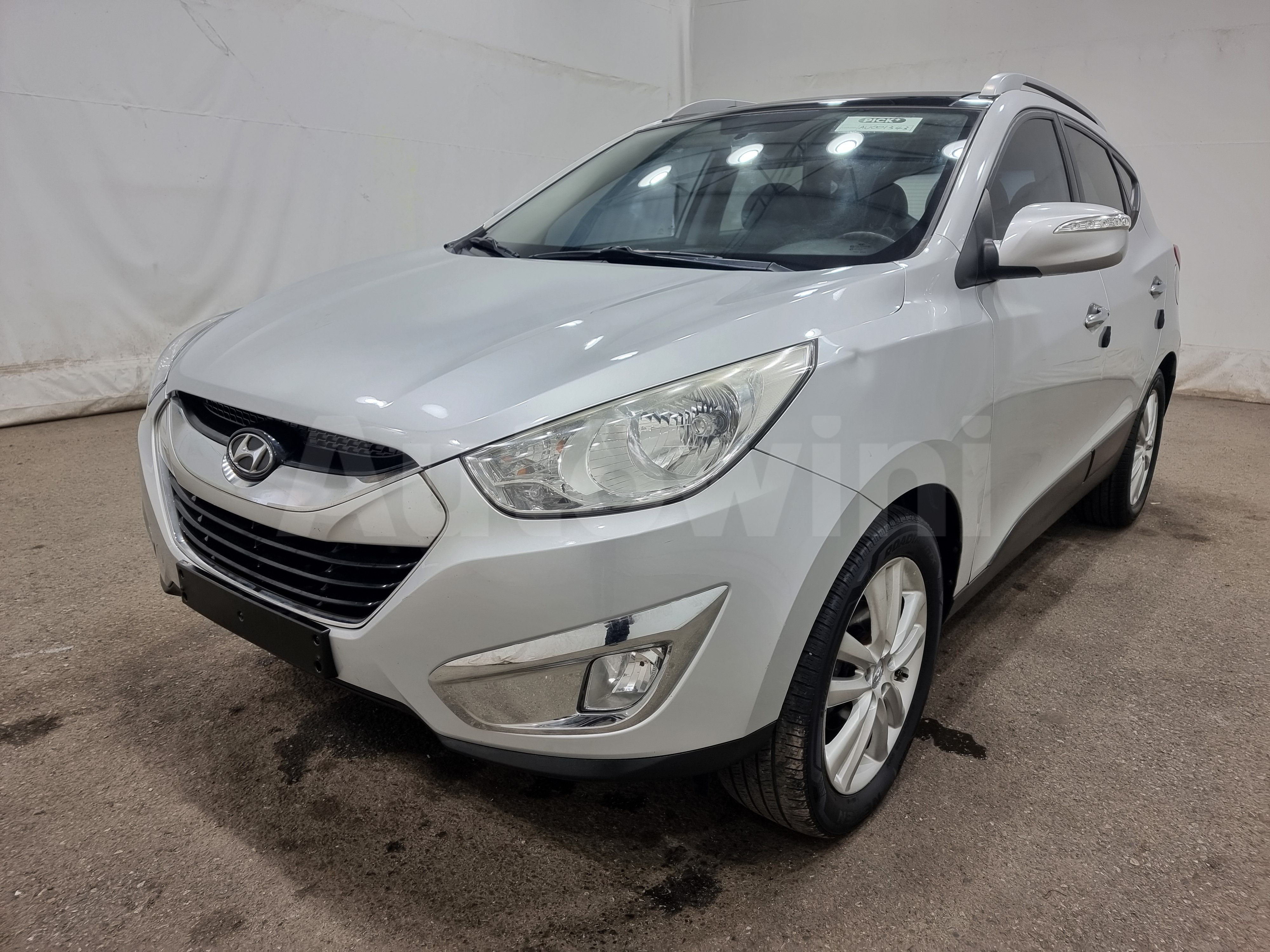 2010 HYUNDAI TUCSON VIN: KMHJW81VBAU001343