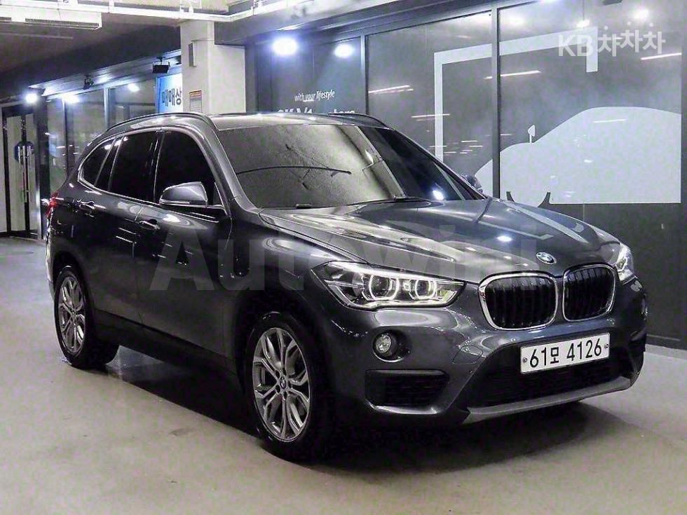 2019 BMW X1 VIN: WBAJH7105K5N68459