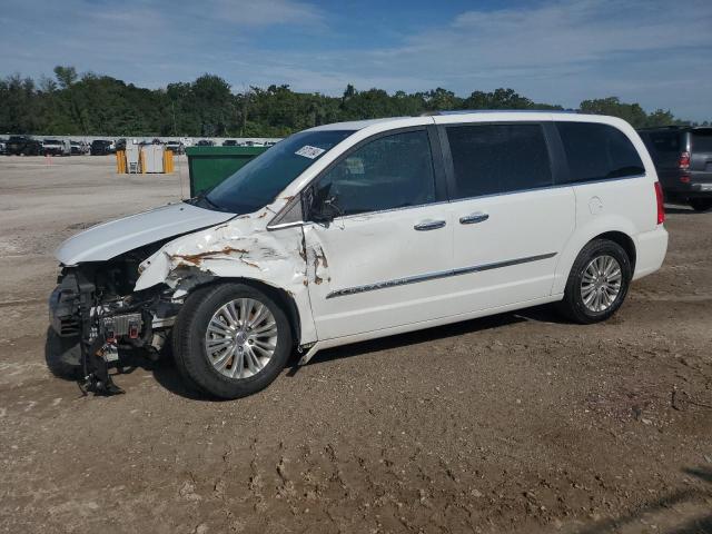 2014 CHRYSLER TOWN & COU VIN: 2C4RC1GG8ER304522