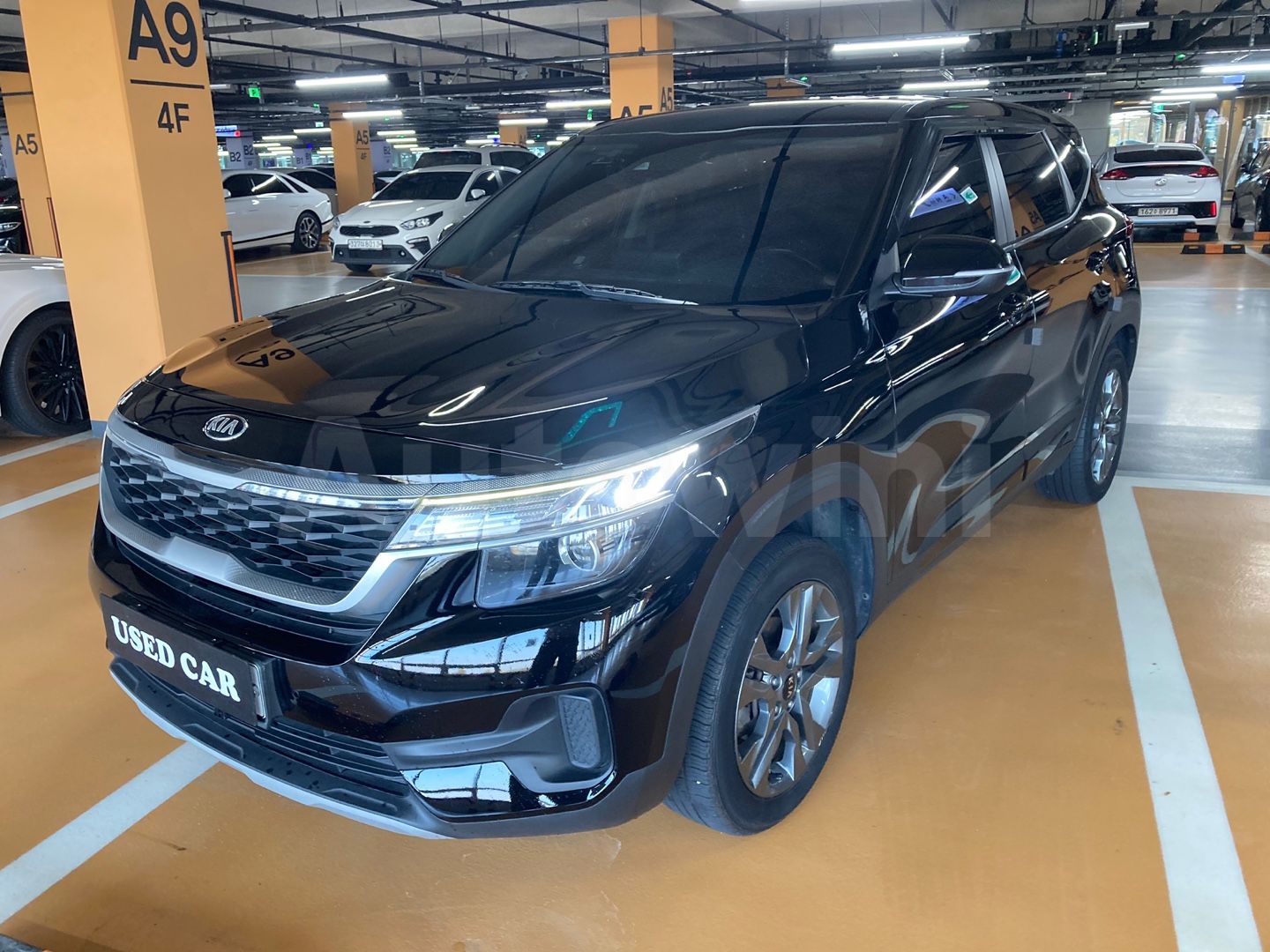 2020 KIA SELTOS VIN: KNAEU815GLK017160