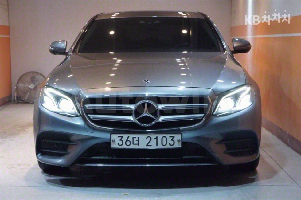 2018 MERCEDES-BENZ E-CLASS VIN: WDDZF4JB2JA416470