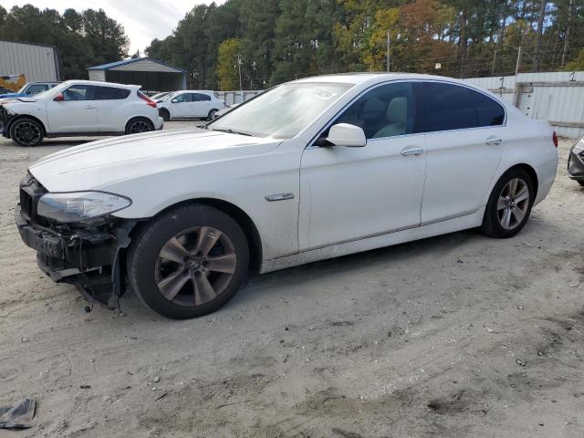 2013 BMW 528 XI VIN: WBAXH5C56DD109392