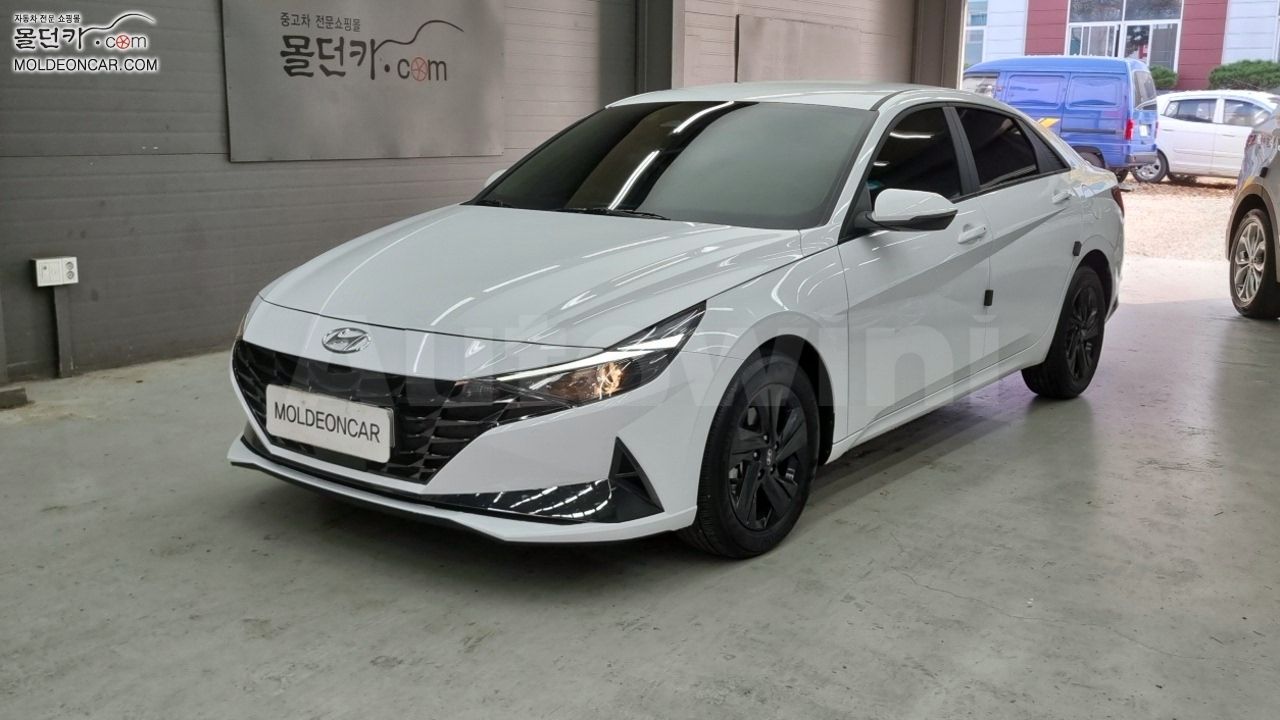 2022 HYUNDAI AVANTE VIN: KMHLM41EEPU427555