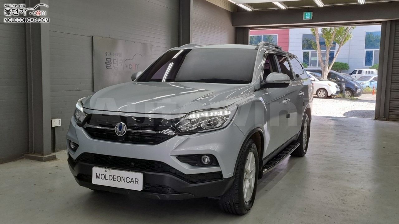 2018 KGM (SSANGYONG) REXTON VIN: KPADA4AE1JP005274
