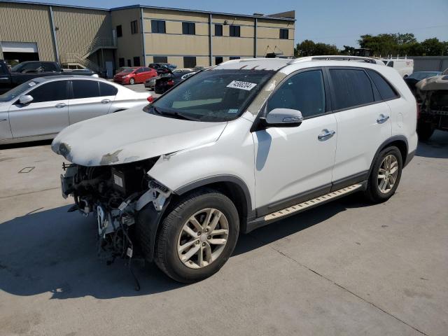 2015 KIA SORENTO LX VIN: 5XYKT4A62FG556761