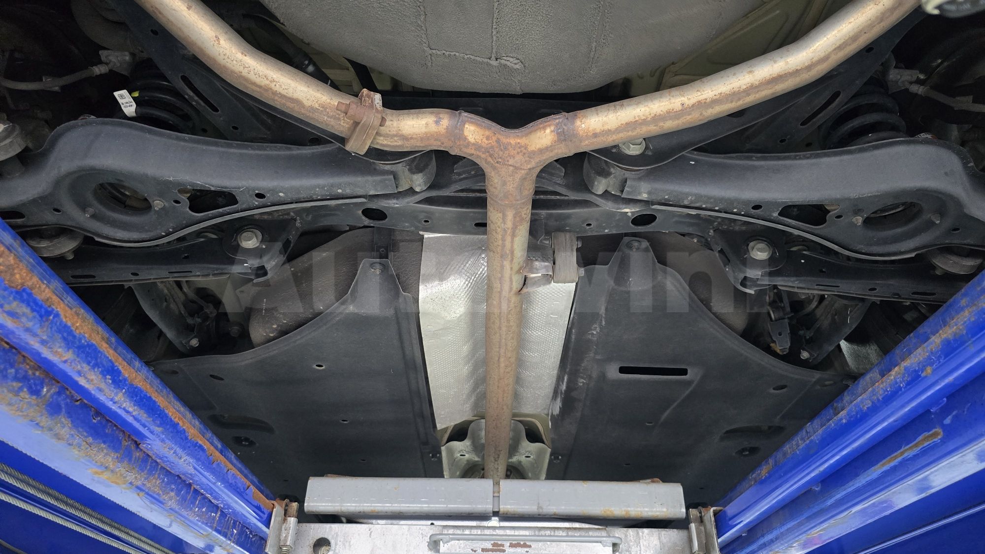 2019 KIA K7 VIN: KNALB416BKA166483