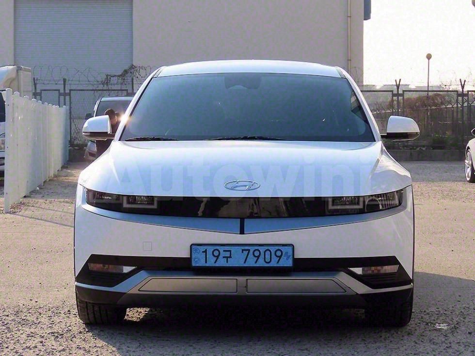 2022 HYUNDAI IONIQ VIN: KMHKN81AFNU046864