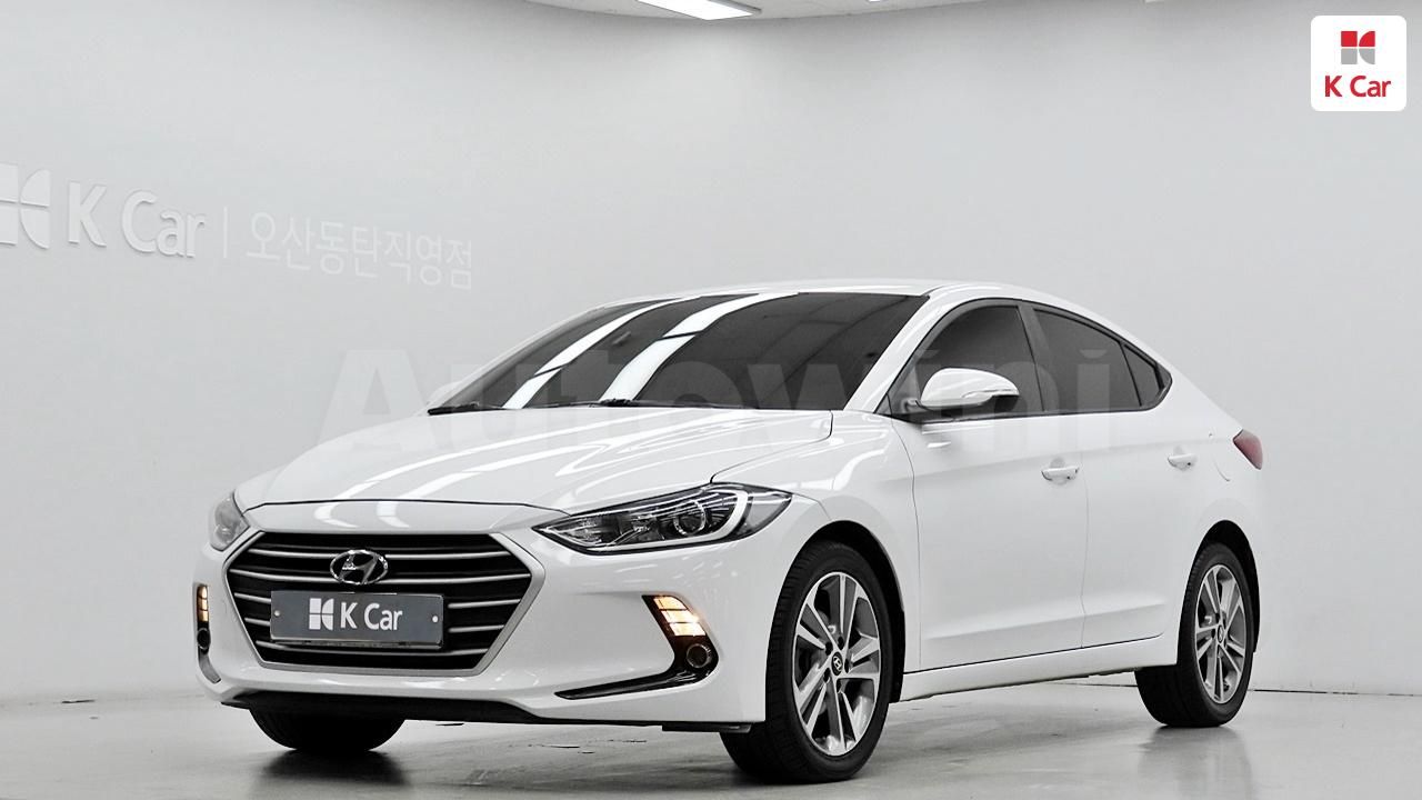 2018 HYUNDAI AVANTE VIN: KMHD641DBJU715567