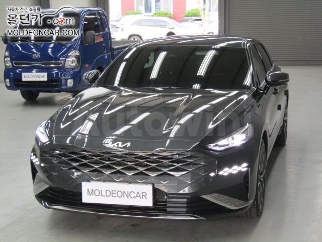 2022 KIA K8 VIN: KNAM241BBPA039886