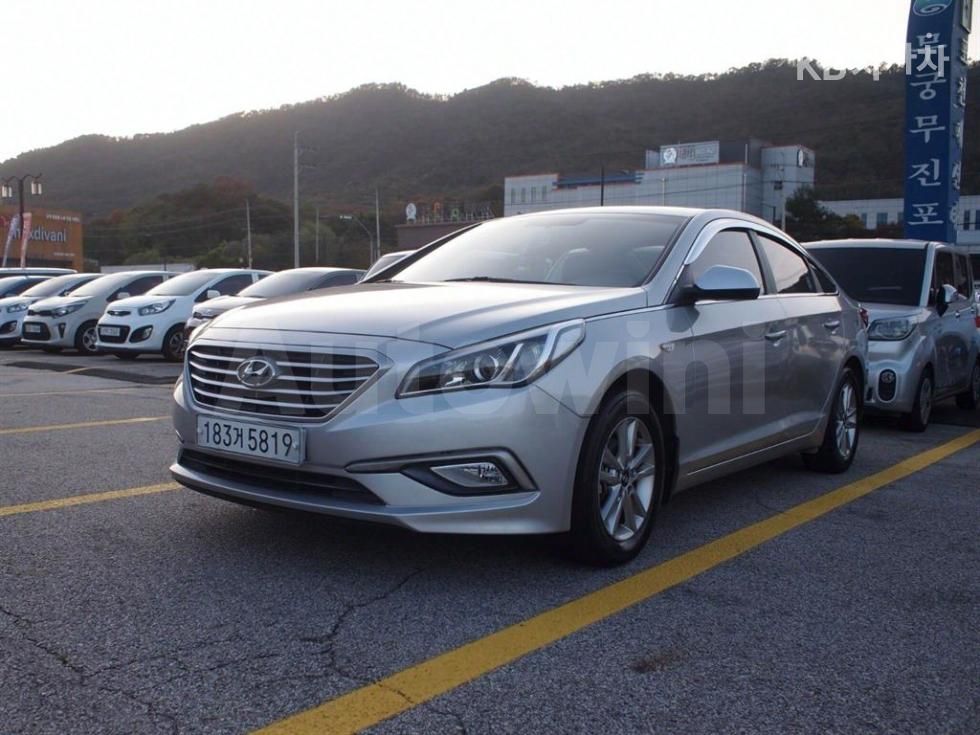 2016 HYUNDAI SONATA VIN: KMHE341DBGA244271