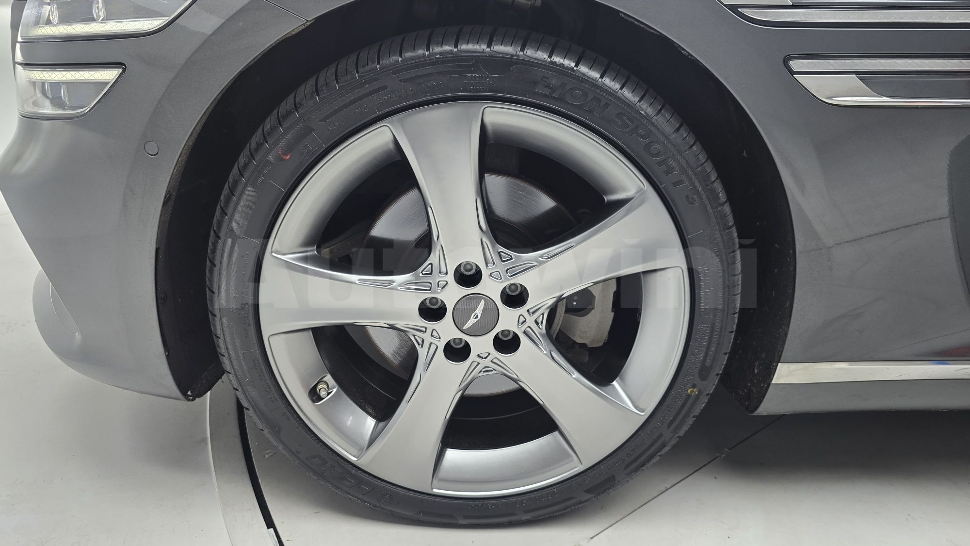 2021 GENESIS G80 VIN: KMTGB41CDMU032342