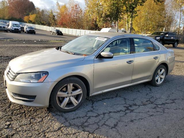 2014 VOLKSWAGEN PASSAT S VIN: 1VWAT7A37EC033769