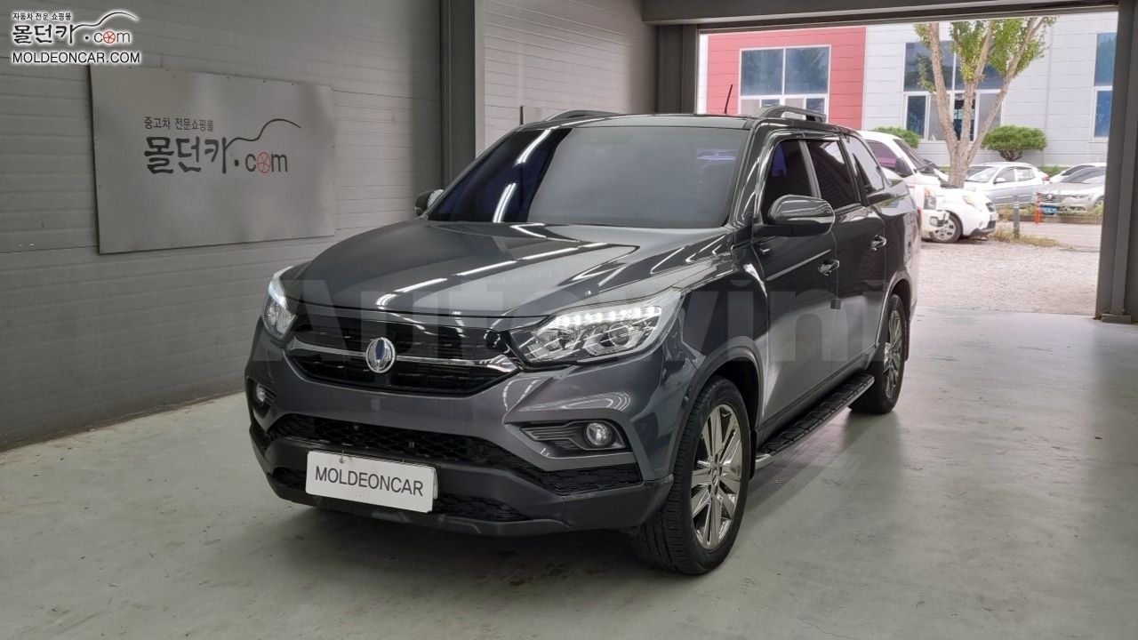 2018 KGM (SSANGYONG) REXTON VIN: KPADA4AE1KP022106