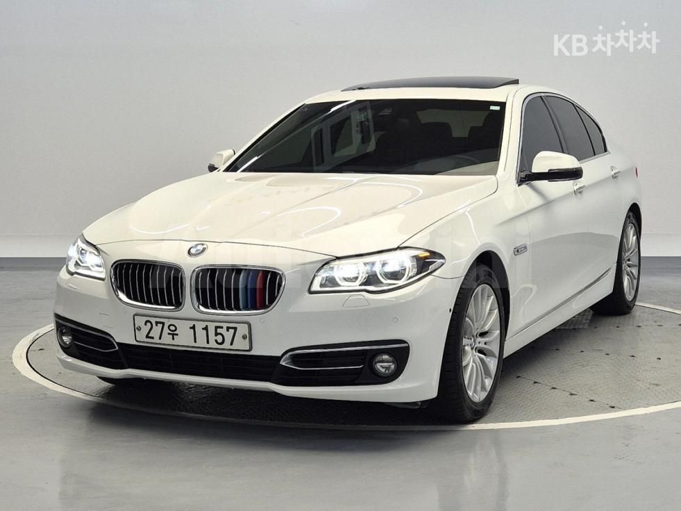 2014 BMW 5 SERIES VIN: WBA5A5109ED798011