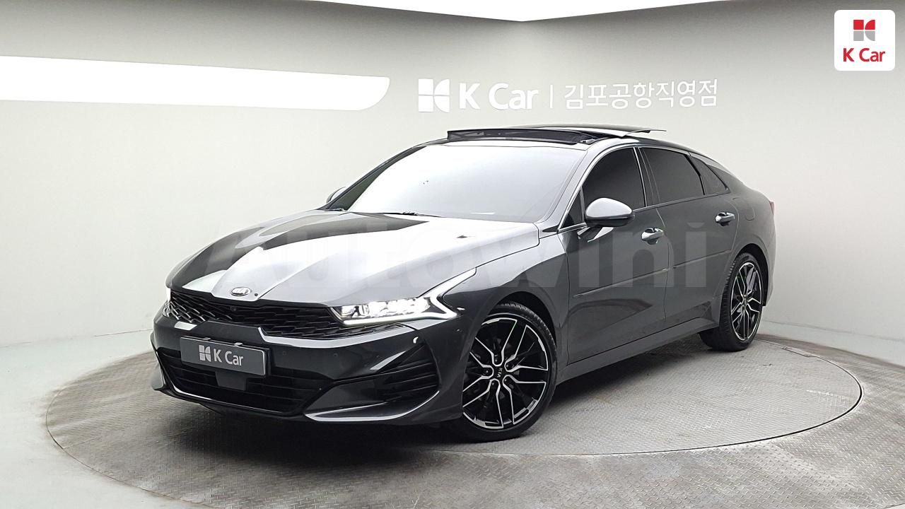 2021 KIA K5 VIN: KNAG3412BMA108117