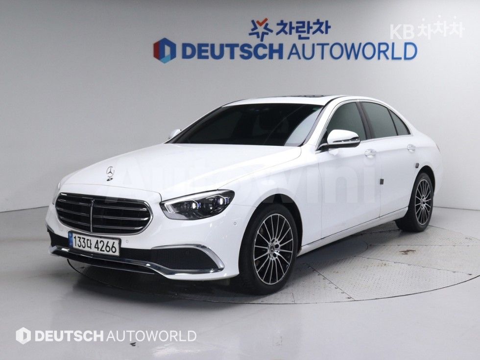 2021 MERCEDES-BENZ E-CLASS VIN: W1KZF4FB8MA896995