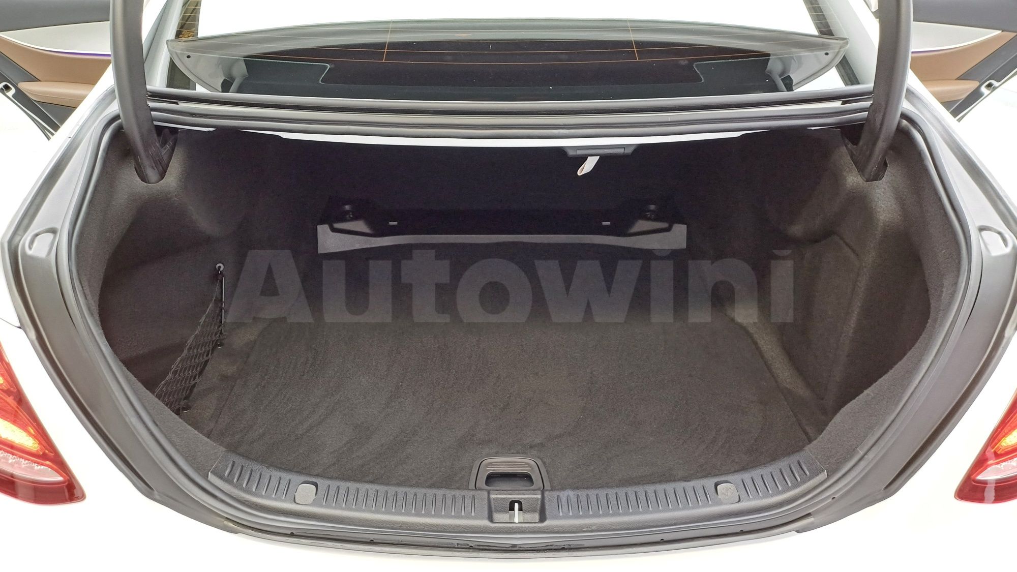 2019 MERCEDES-BENZ E-CLASS VIN: WDDZF4JB7KA588690