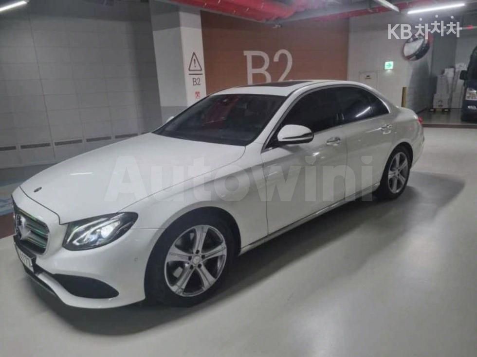2017 MERCEDES-BENZ E-CLASS VIN: WDDZF4CB9HA099617