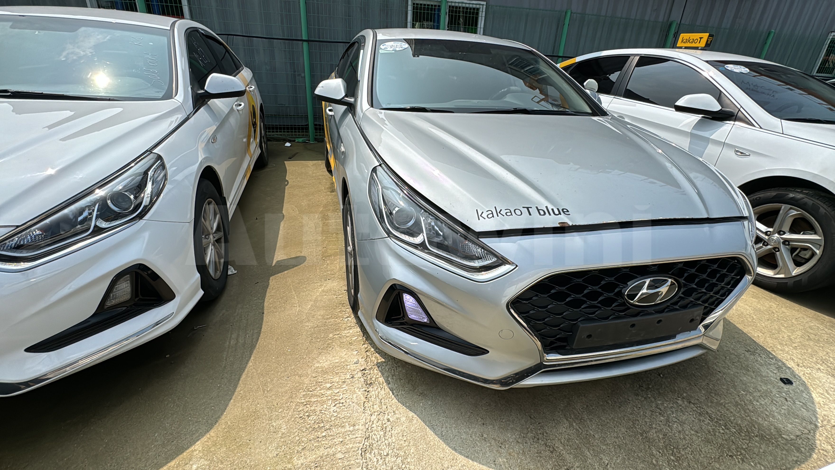 2018 HYUNDAI SONATA VIN: KMHE341DBJA379286