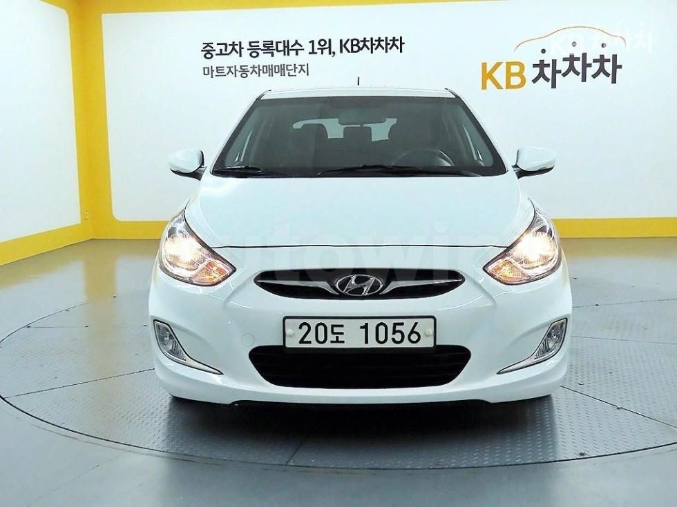 2013 HYUNDAI ACCENT VIN: KMHCT51CBDU099847