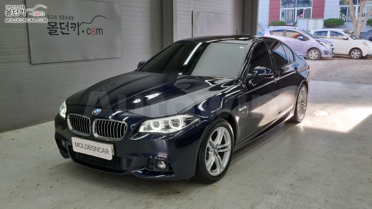 2016 BMW 5 SERIES VIN: WBA5E7102GG563564