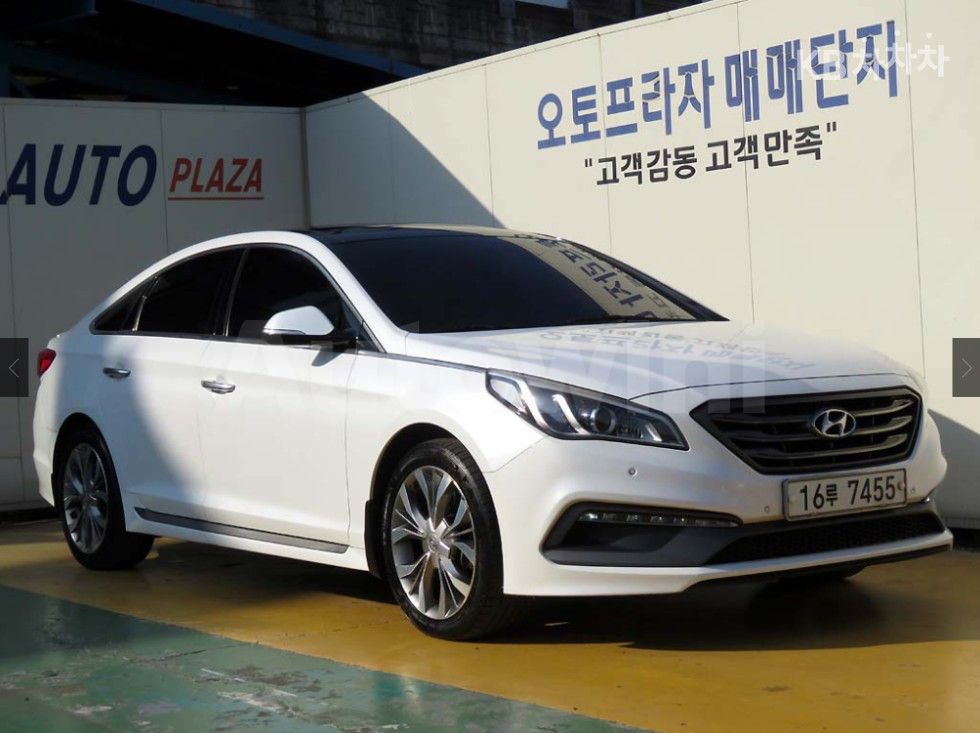 2015 HYUNDAI SONATA VIN: KMHE341BBFA116996