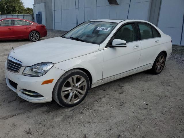 2013 MERCEDES-BENZ C 250 VIN: WDDGF4HB2DR271448
