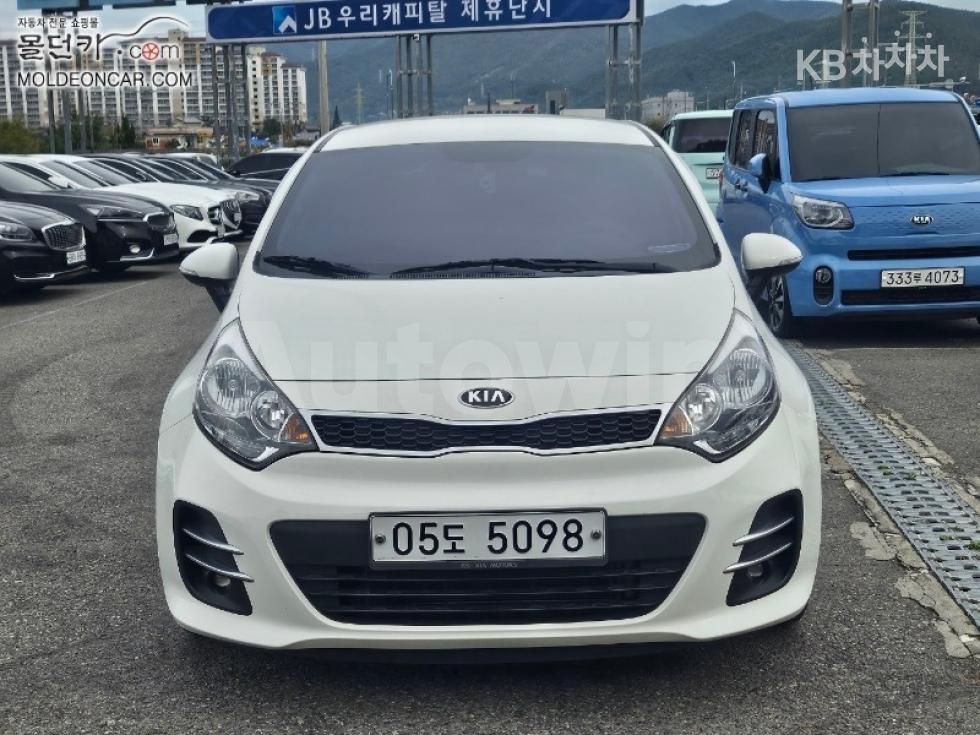 2017 KIA PRIDE VIN: KNADM512BHS829963