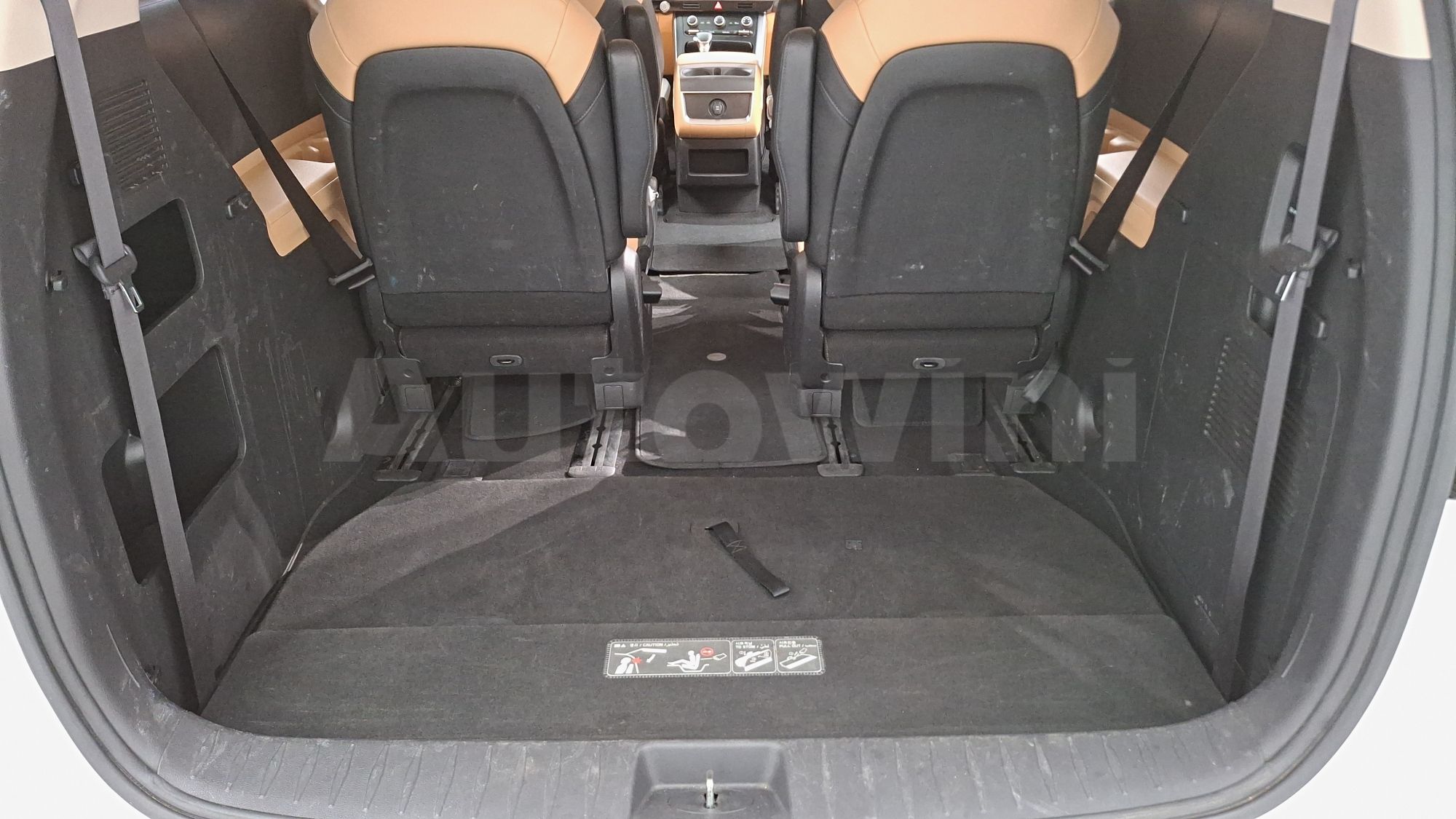 2021 KIA CARNIVAL VIN: KNANB81BBMS108543