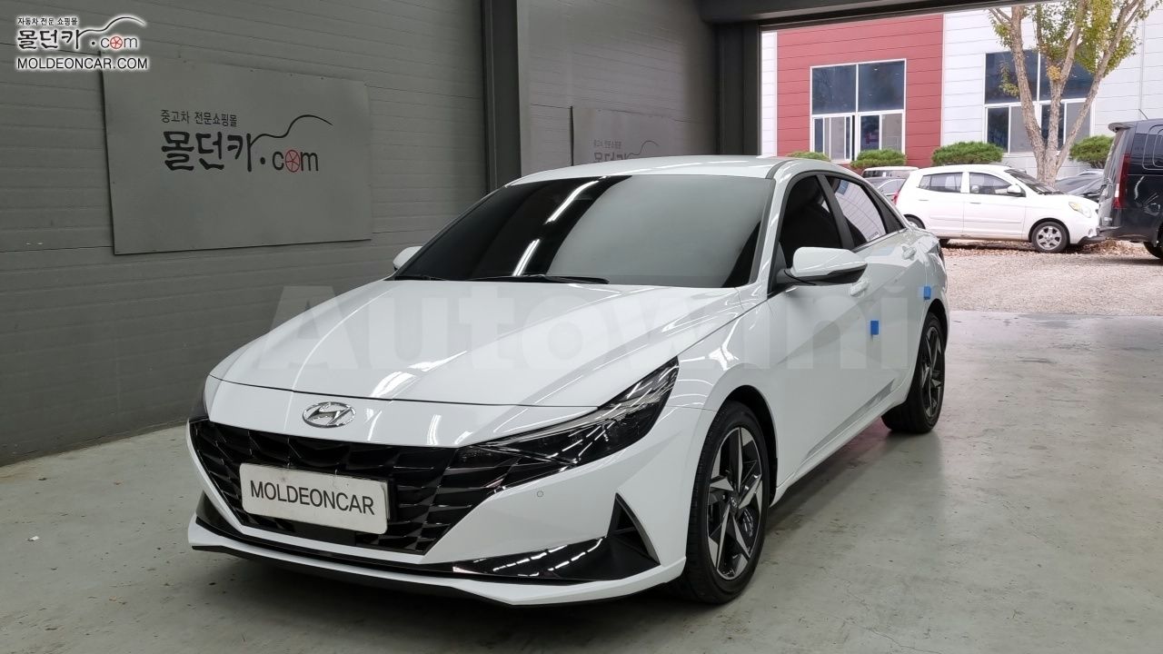 2022 HYUNDAI AVANTE VIN: KMHLR41EEPU487314