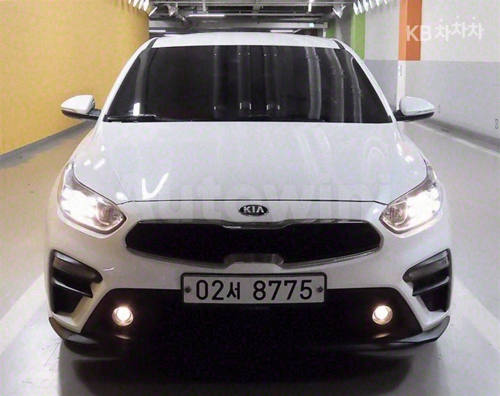 2019 KIA K3 VIN: KNAF241BEKA809612