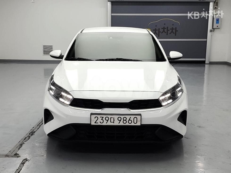 2022 KIA K3 VIN: KNAF141BENA129406