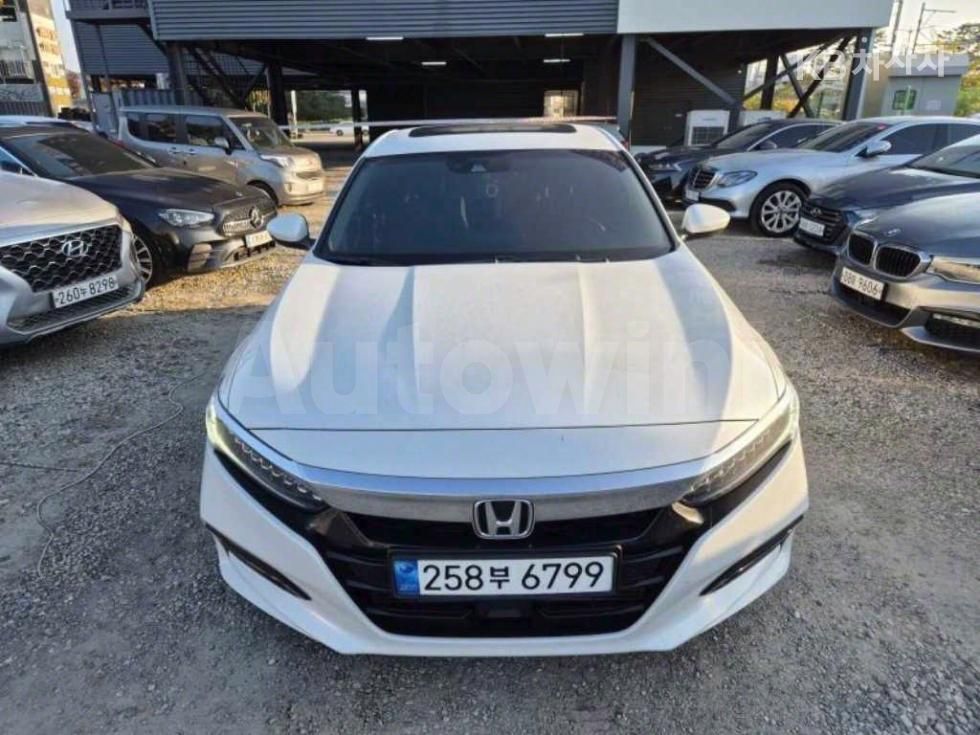 2019 HONDA ACCORD VIN: 1HGCV1650KA512577