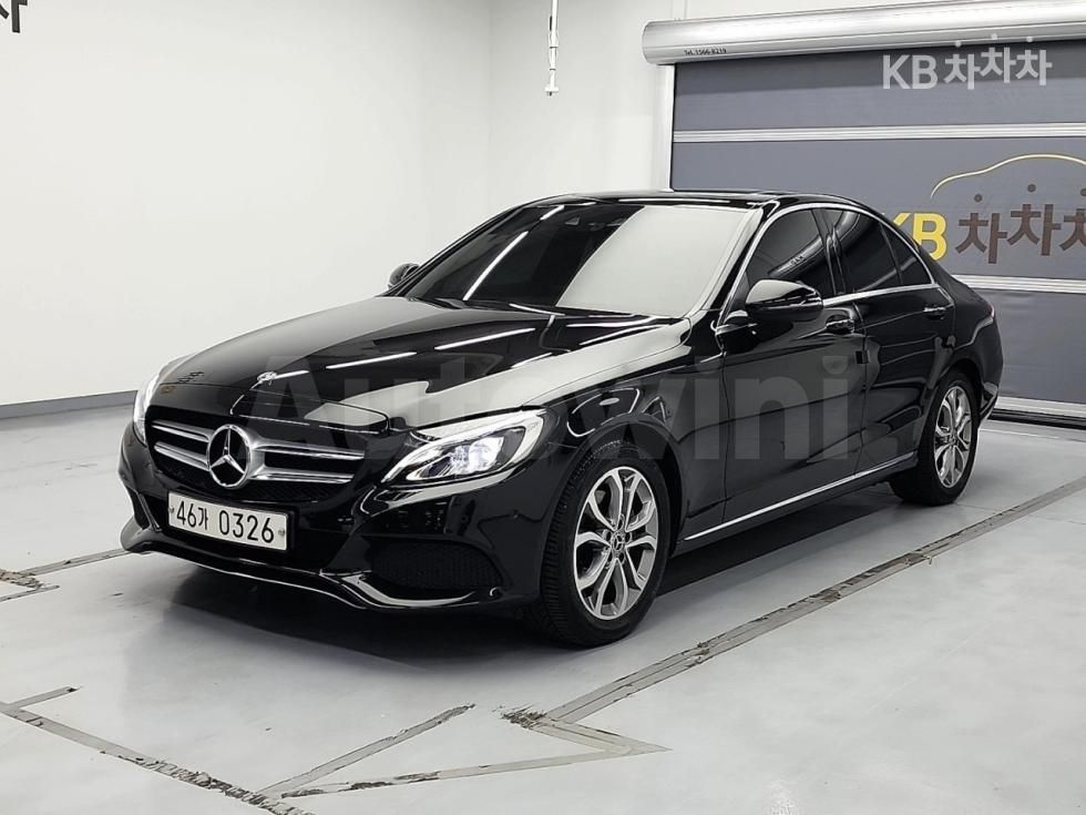 2017 MERCEDES-BENZ C CLASS VIN: WDDWF4CB8HF404840