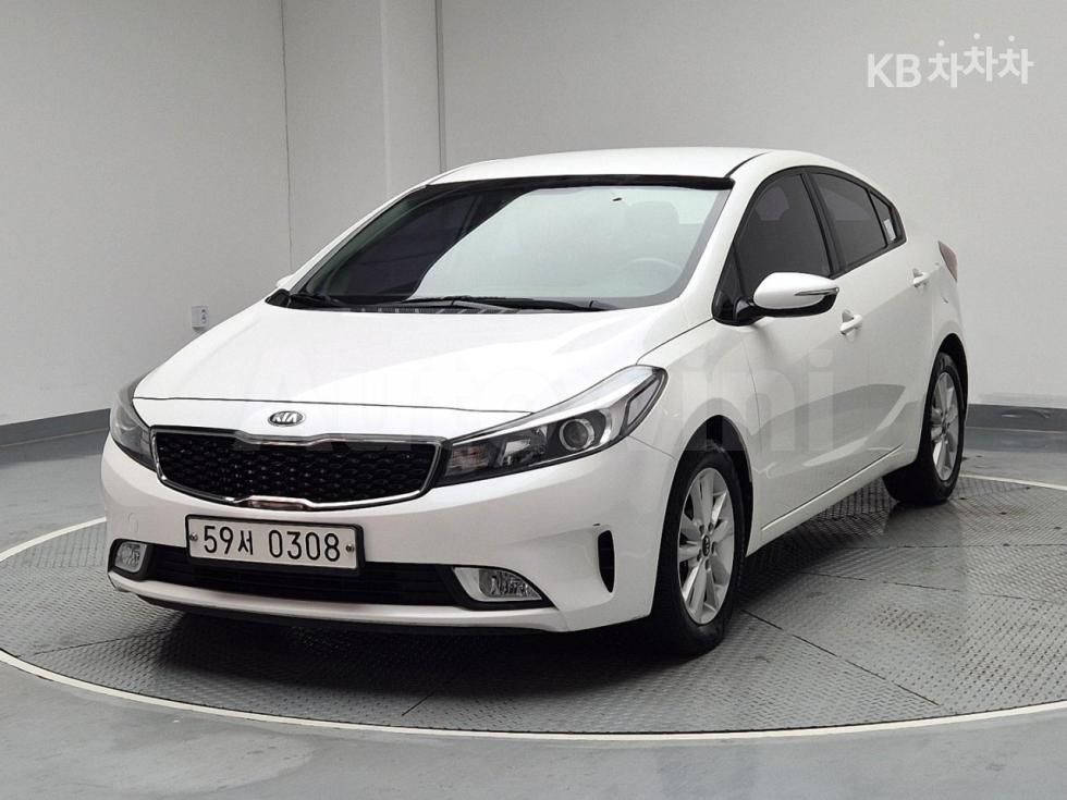 2017 KIA K3 VIN: KNAFK412BHA671875