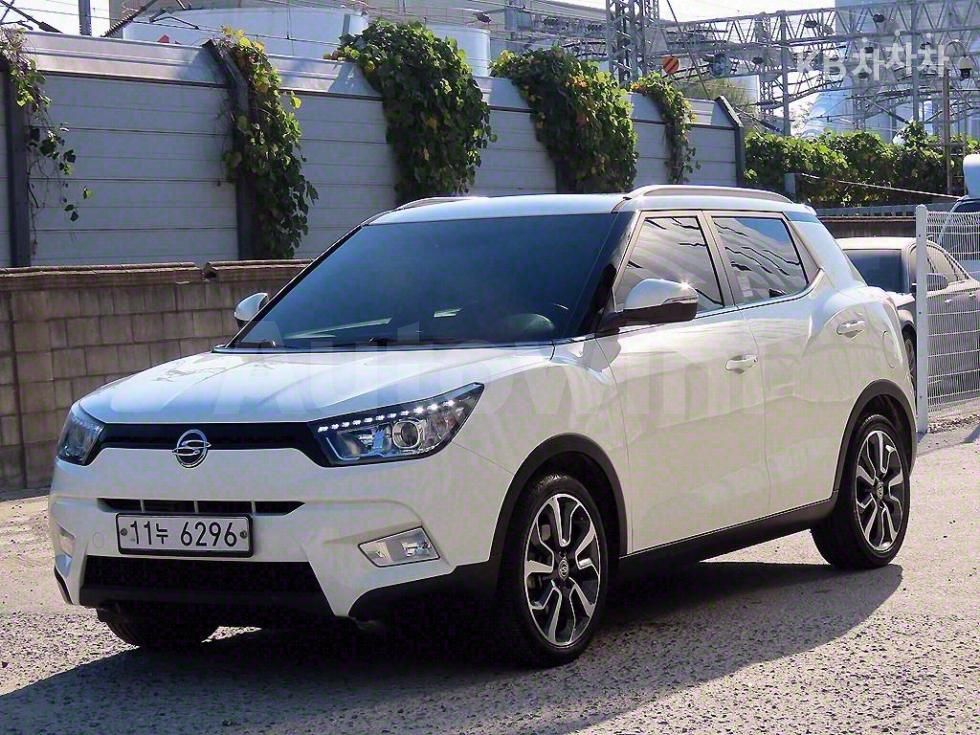 2016 KGM (SSANGYONG) TIVOLI VIN: KPBXH3AR1GP033563