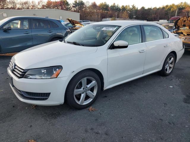 2013 VOLKSWAGEN PASSAT SE VIN: 1VWBP7A35DC070374