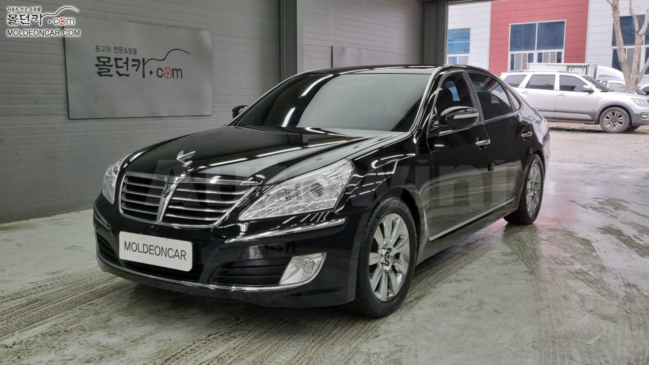 2009 HYUNDAI EQUUS VIN: KMHGH41EBAU010768