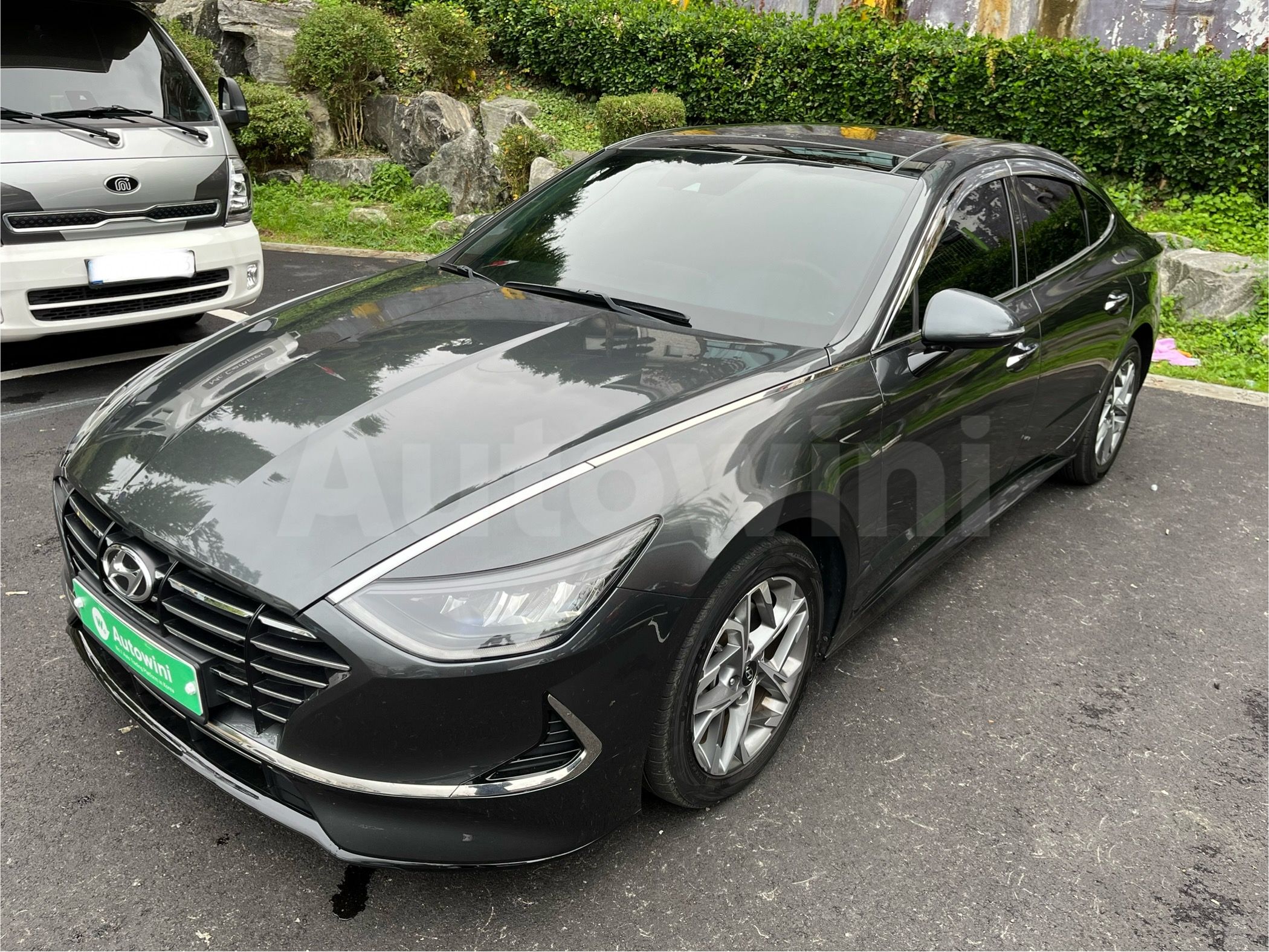 2020 HYUNDAI SONATA VIN: KMHL141EBLA005807