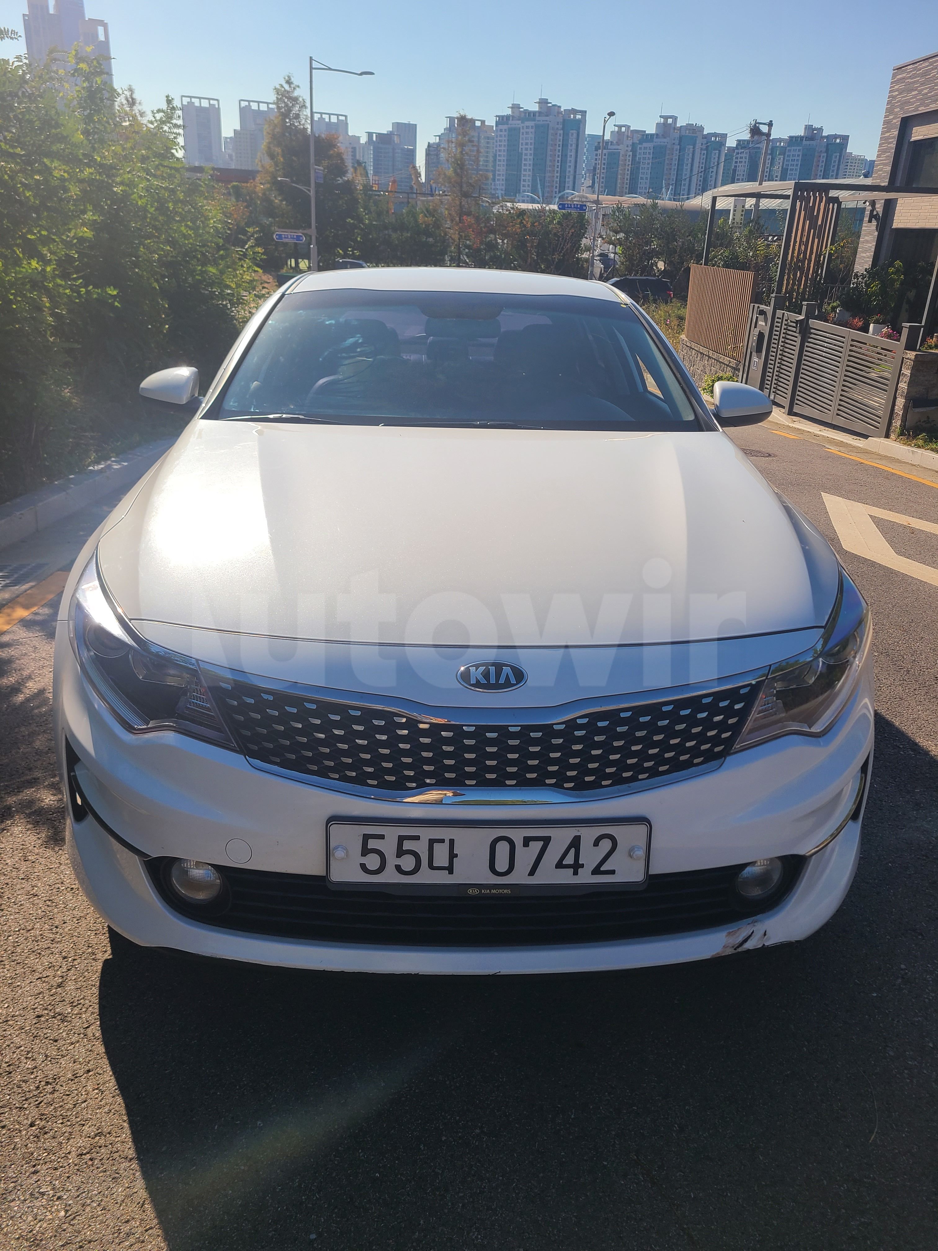 2016 KIA K5 VIN: KNAGT415GGA020929