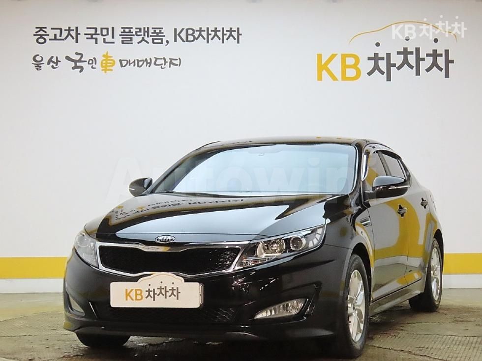 2013 KIA K5 VIN: KNAGN418BDA355037