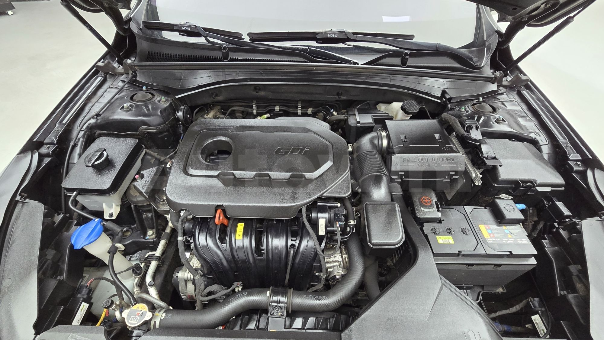 2017 KIA K7 VIN: KNALB415BHA080501