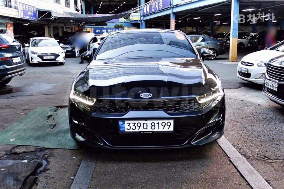 2021 KIA K5 VIN: KNAG341ABMA087356