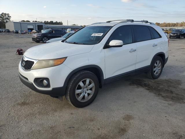 2011 KIA SORENTO BA VIN: 5XYKT4A14BG175783